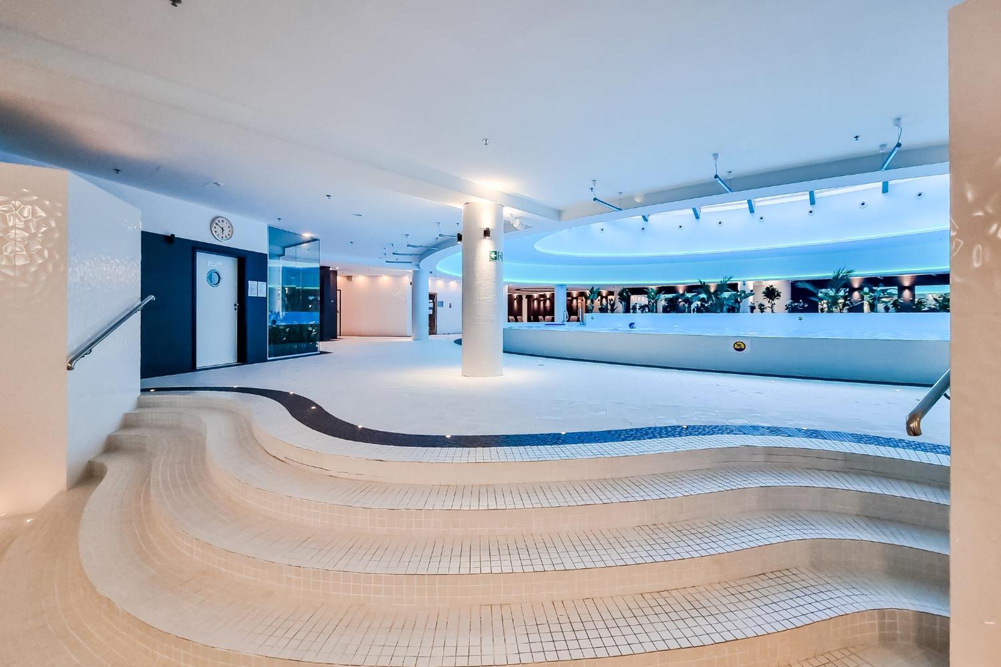 Hanza Tower Apartment No. 533 - 5Th Floor, Balcony, Swimming Pool Шчечин Екстериор снимка